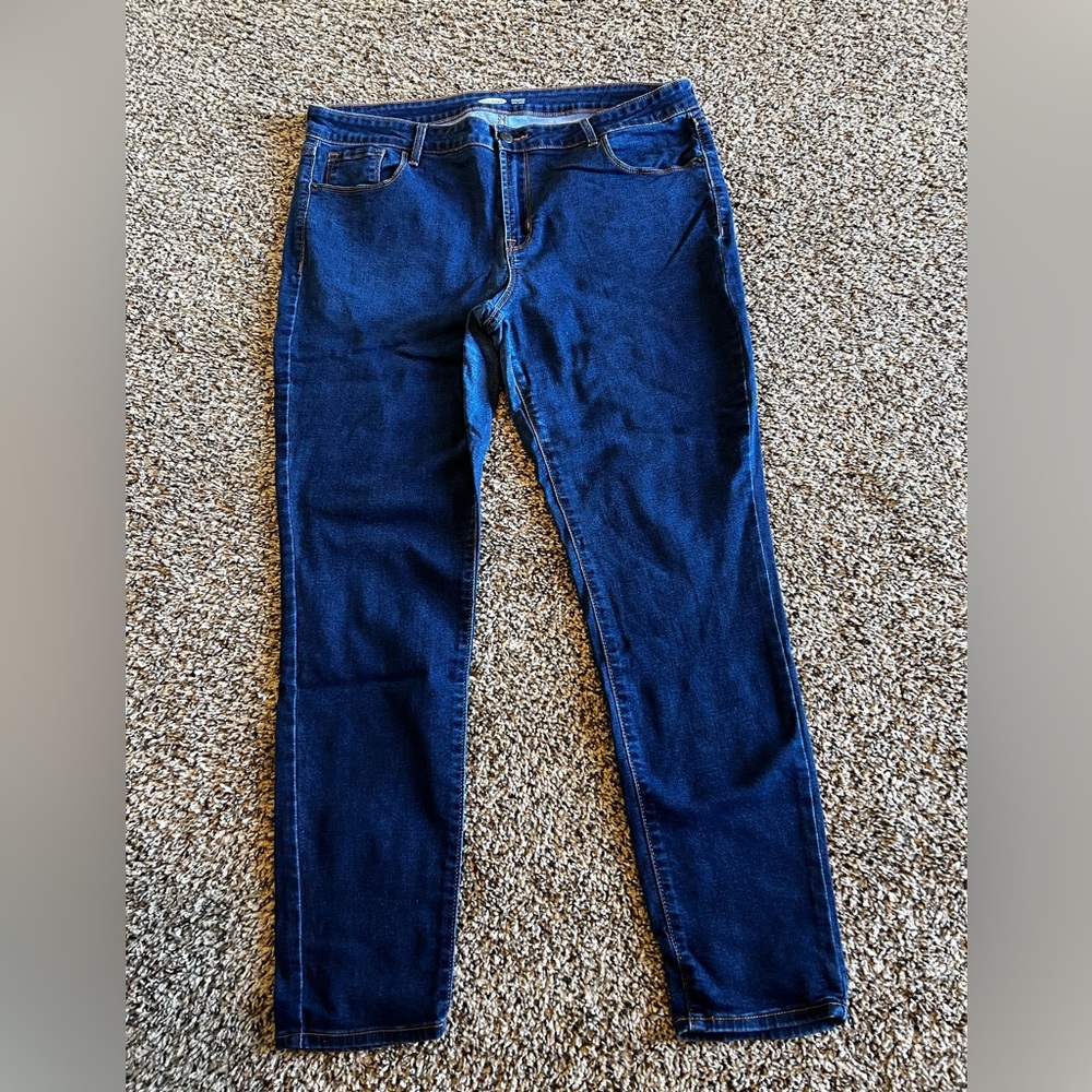 Old Navy ladies skinny jeans size 16